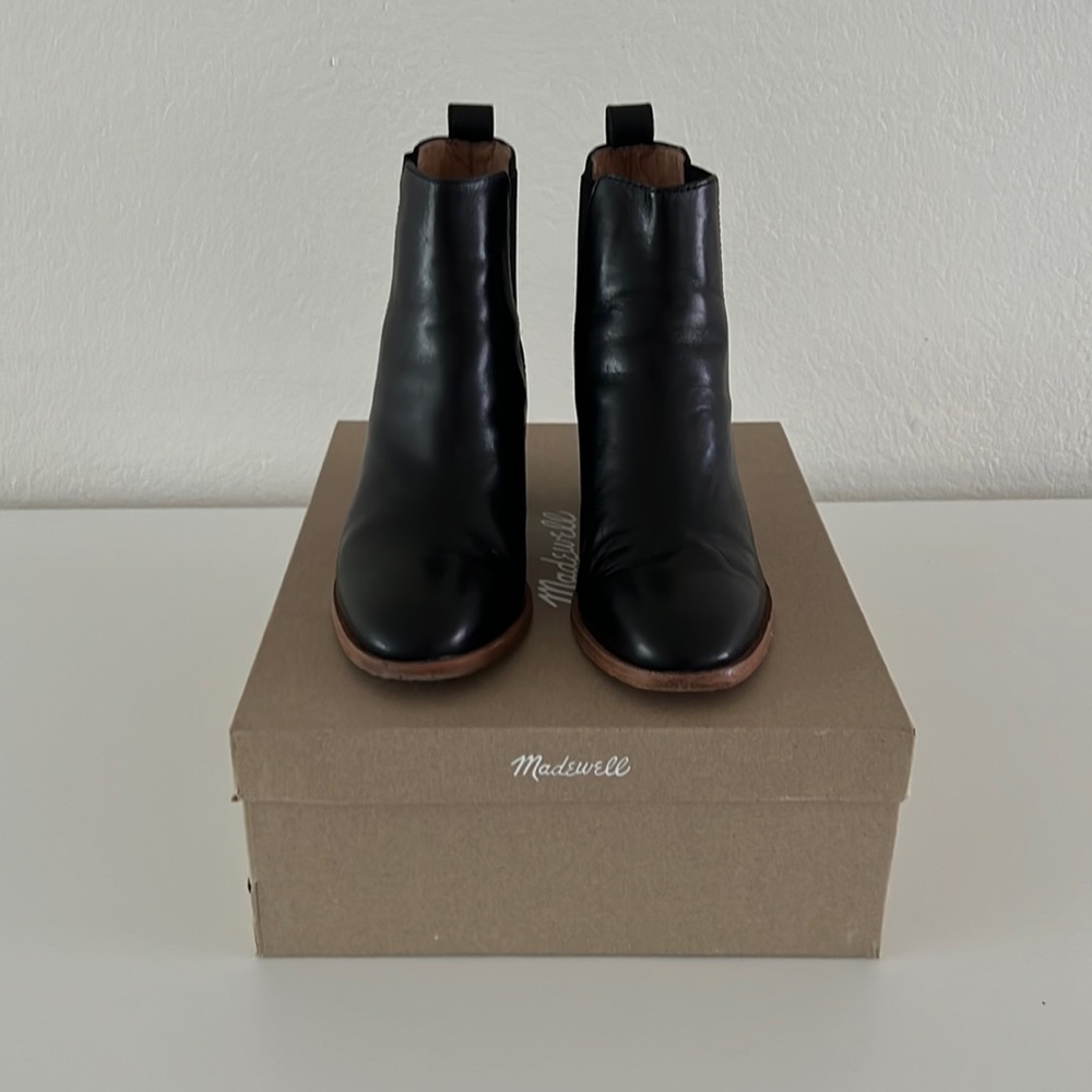 Madewell Stacked-Heel Chelsea Boots